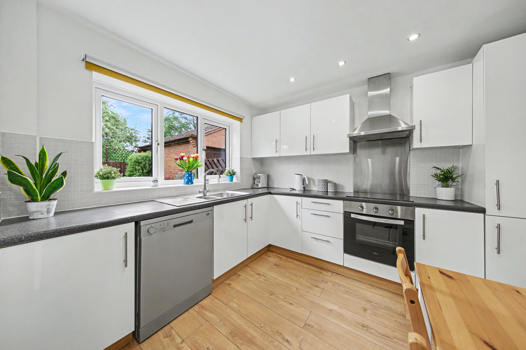 Ash Tree Close